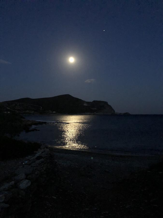 Island White Apartment Agios Georgios  Exterior photo